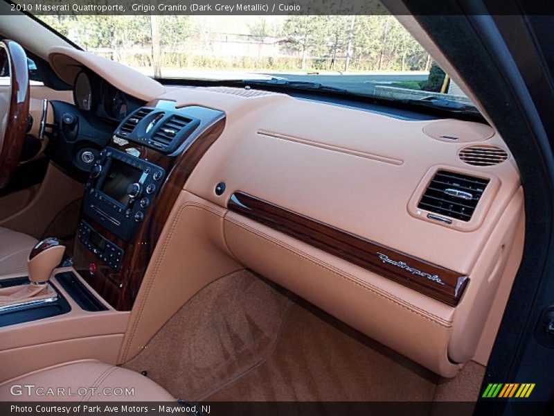 Grigio Granito (Dark Grey Metallic) / Cuoio 2010 Maserati Quattroporte