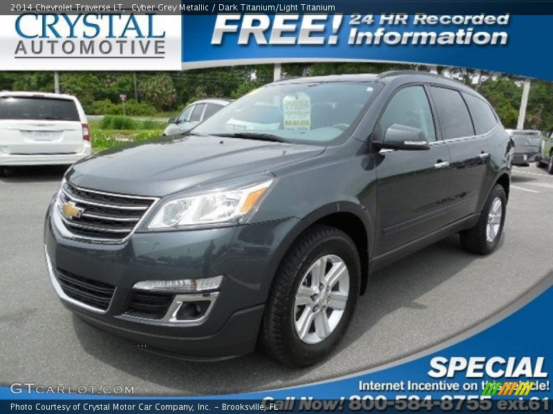 Cyber Grey Metallic / Dark Titanium/Light Titanium 2014 Chevrolet Traverse LT