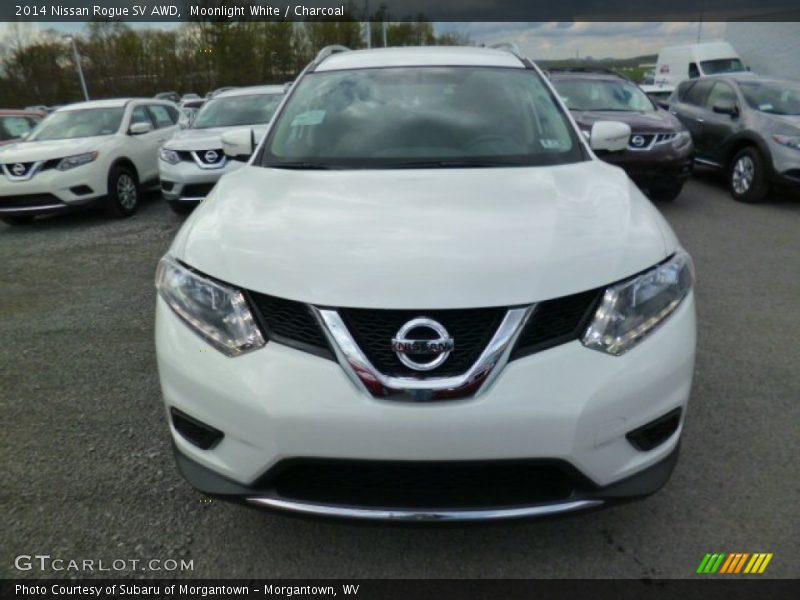 Moonlight White / Charcoal 2014 Nissan Rogue SV AWD