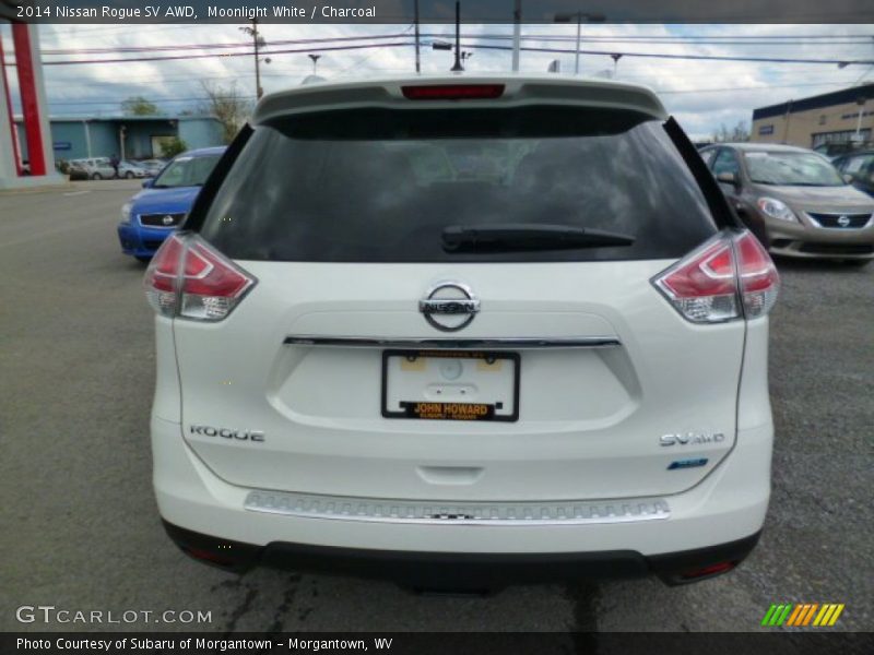 Moonlight White / Charcoal 2014 Nissan Rogue SV AWD