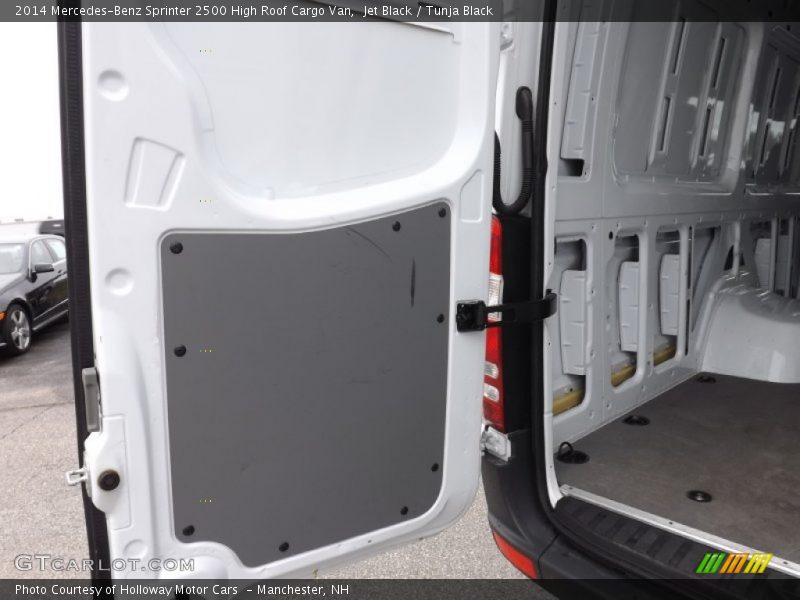 Jet Black / Tunja Black 2014 Mercedes-Benz Sprinter 2500 High Roof Cargo Van
