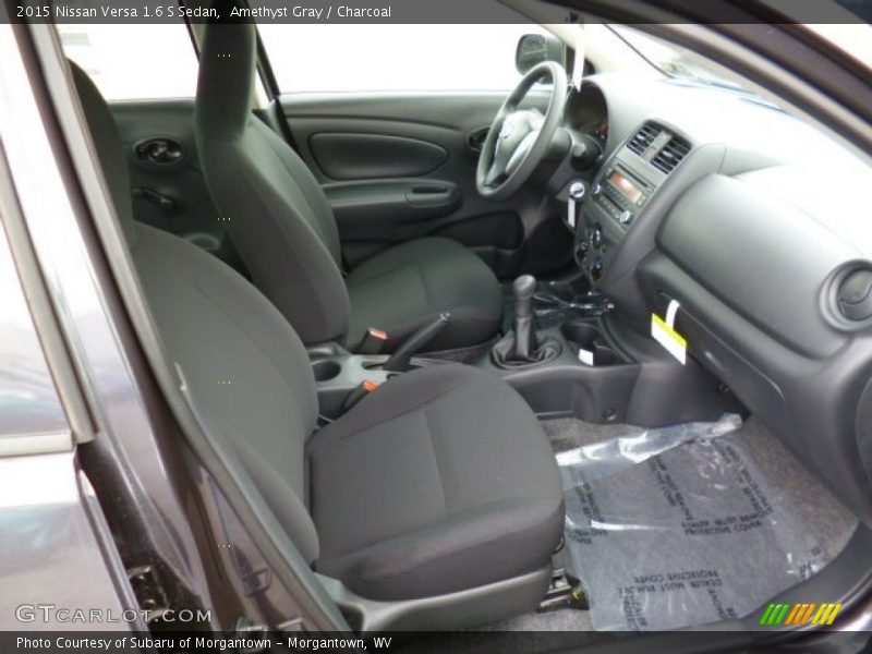  2015 Versa 1.6 S Sedan Charcoal Interior
