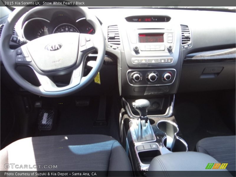 Snow White Pearl / Black 2015 Kia Sorento LX