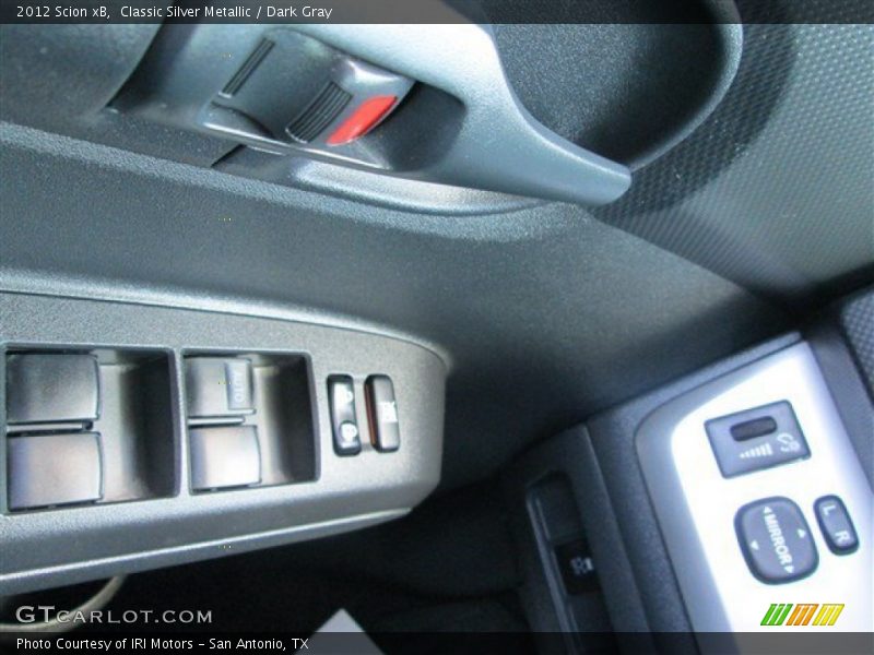 Classic Silver Metallic / Dark Gray 2012 Scion xB