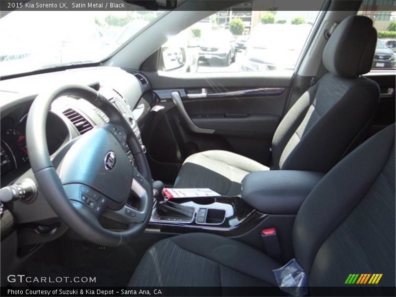 Satin Metal / Black 2015 Kia Sorento LX