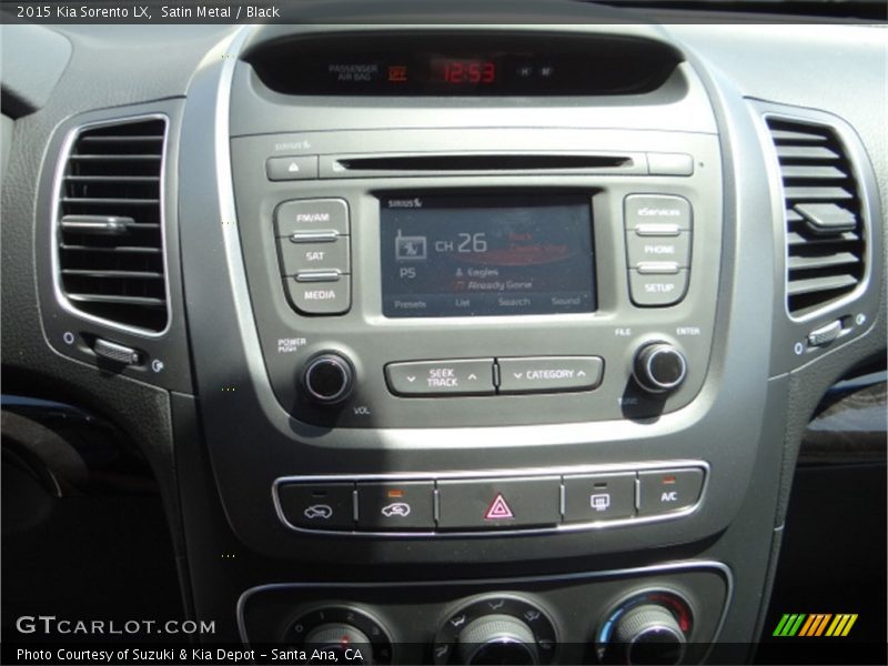 Satin Metal / Black 2015 Kia Sorento LX