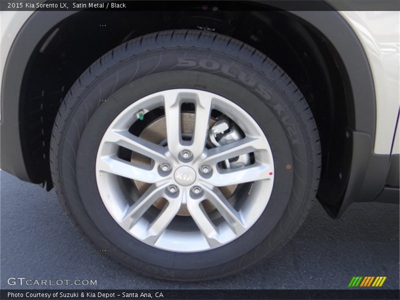 Satin Metal / Black 2015 Kia Sorento LX