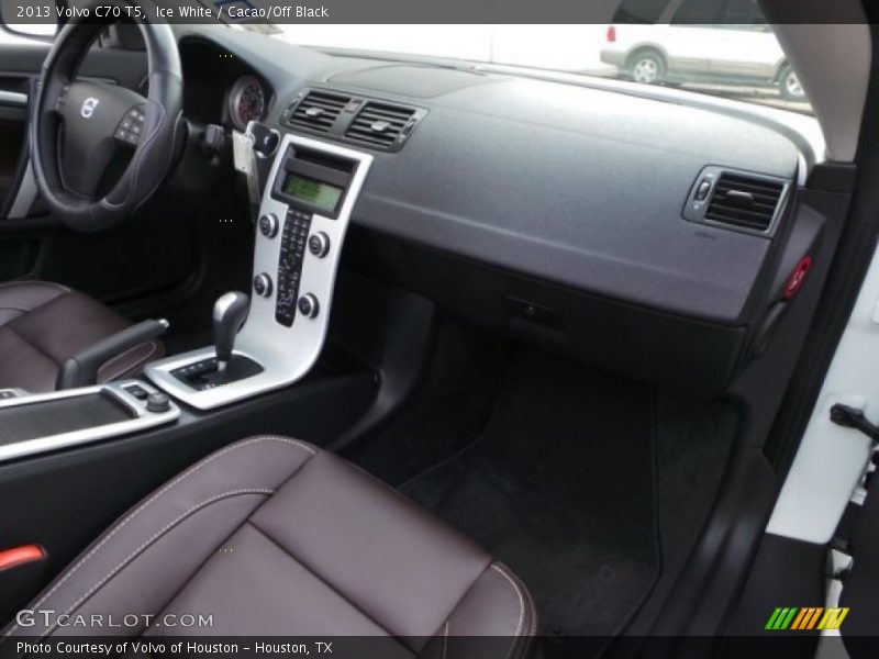 Ice White / Cacao/Off Black 2013 Volvo C70 T5