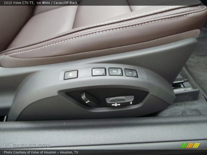 Ice White / Cacao/Off Black 2013 Volvo C70 T5