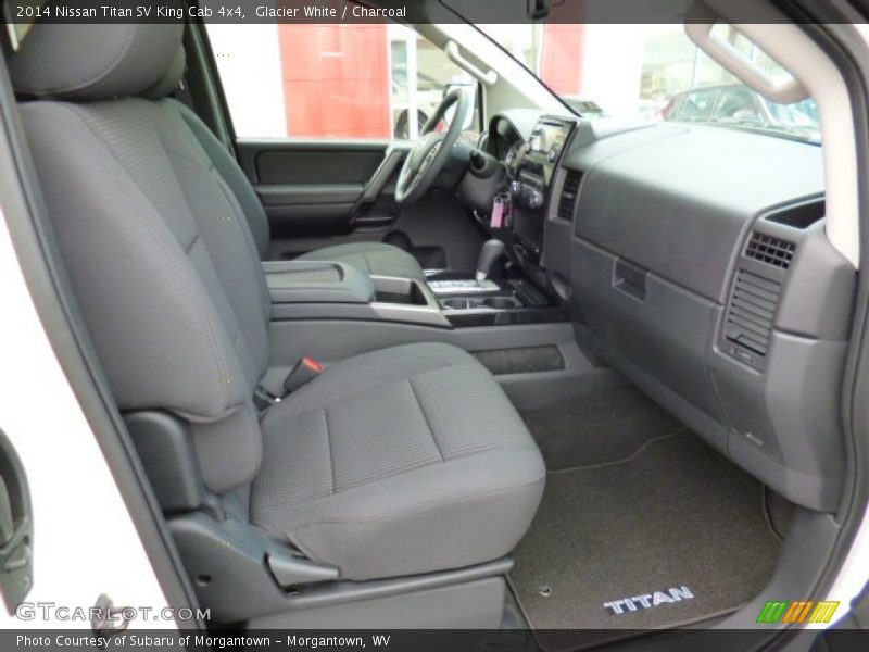 Glacier White / Charcoal 2014 Nissan Titan SV King Cab 4x4
