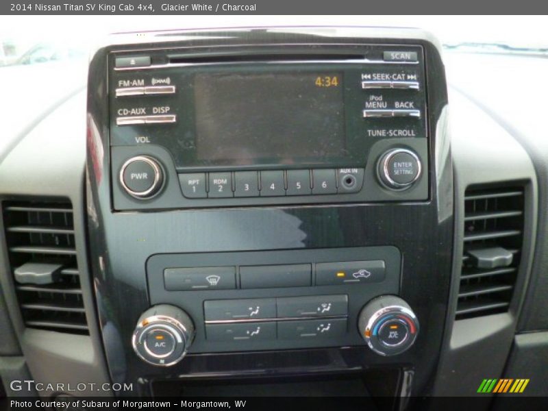 Glacier White / Charcoal 2014 Nissan Titan SV King Cab 4x4
