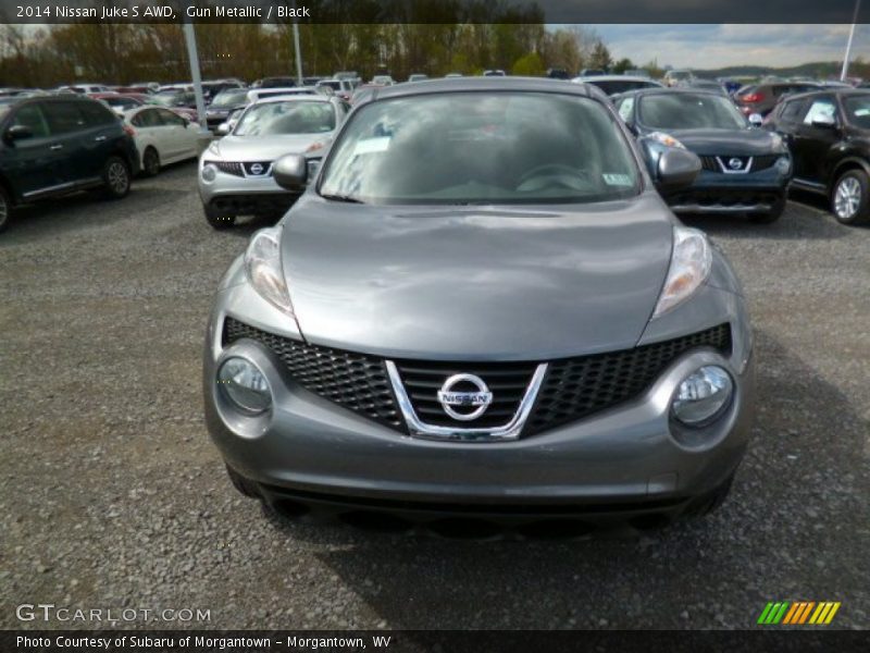 Gun Metallic / Black 2014 Nissan Juke S AWD