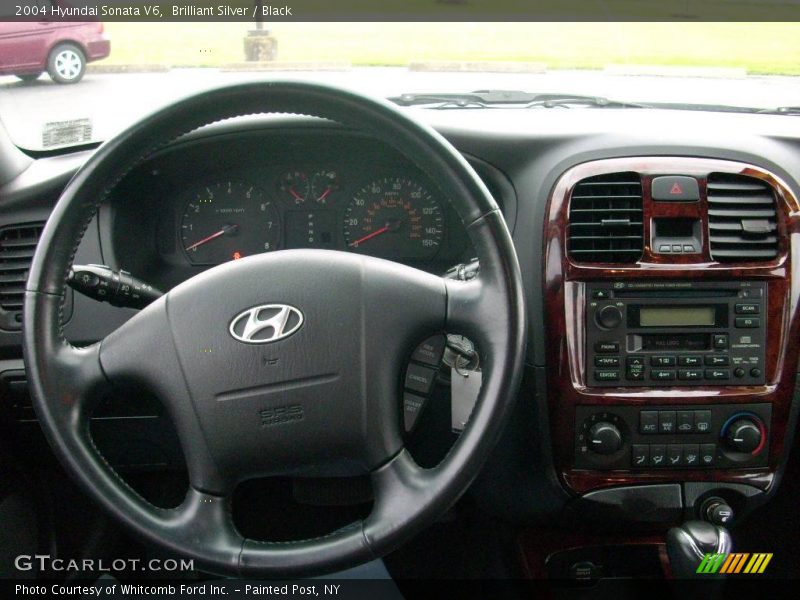 Brilliant Silver / Black 2004 Hyundai Sonata V6