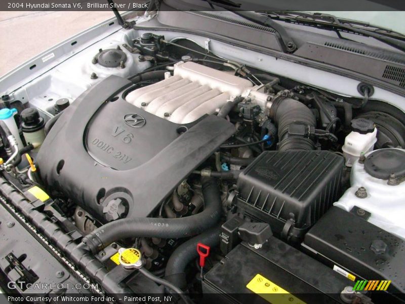 Brilliant Silver / Black 2004 Hyundai Sonata V6