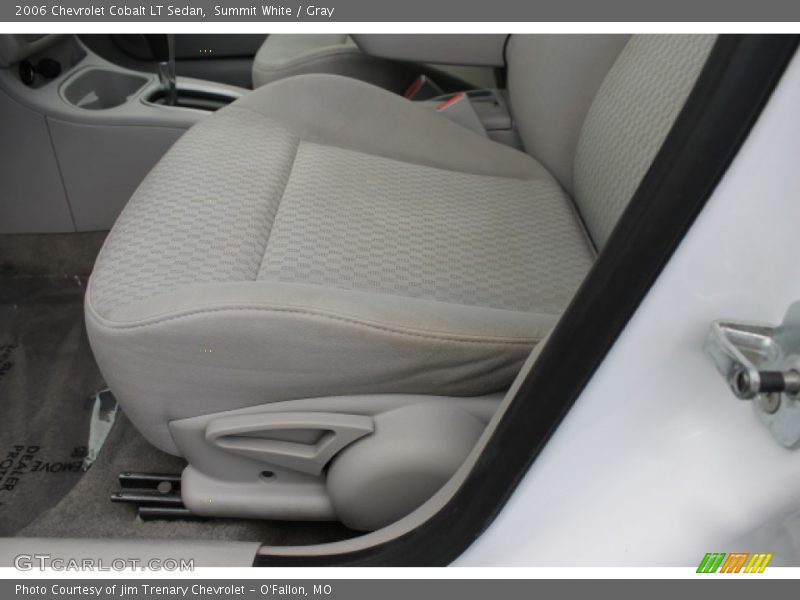 Summit White / Gray 2006 Chevrolet Cobalt LT Sedan