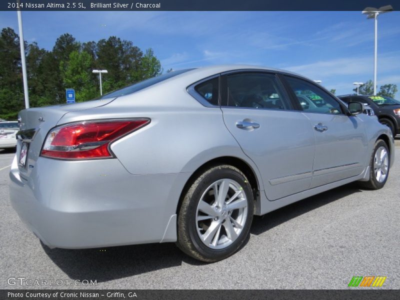 Brilliant Silver / Charcoal 2014 Nissan Altima 2.5 SL