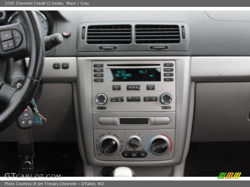 Black / Gray 2005 Chevrolet Cobalt LS Sedan