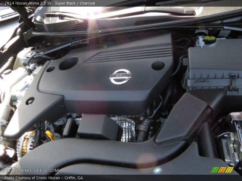 Super Black / Charcoal 2014 Nissan Altima 2.5 SV