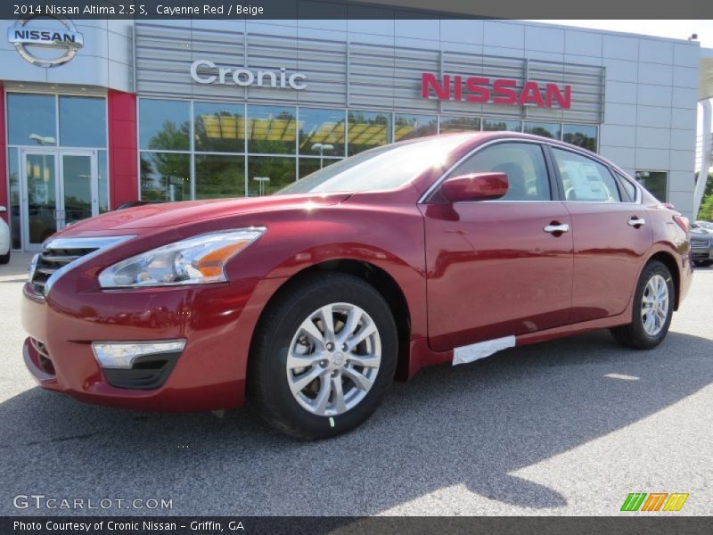 Cayenne Red / Beige 2014 Nissan Altima 2.5 S