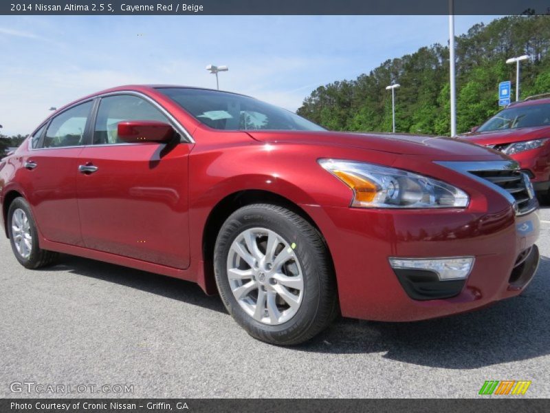 Cayenne Red / Beige 2014 Nissan Altima 2.5 S