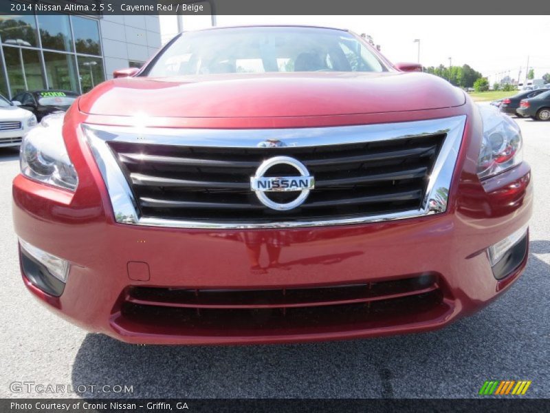Cayenne Red / Beige 2014 Nissan Altima 2.5 S