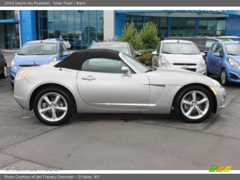 Silver Pearl / Black 2009 Saturn Sky Roadster