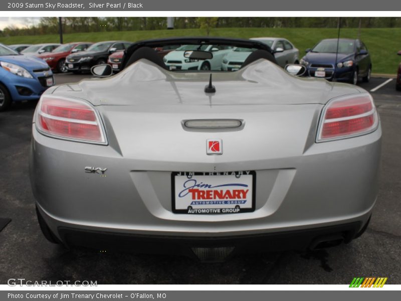 Silver Pearl / Black 2009 Saturn Sky Roadster