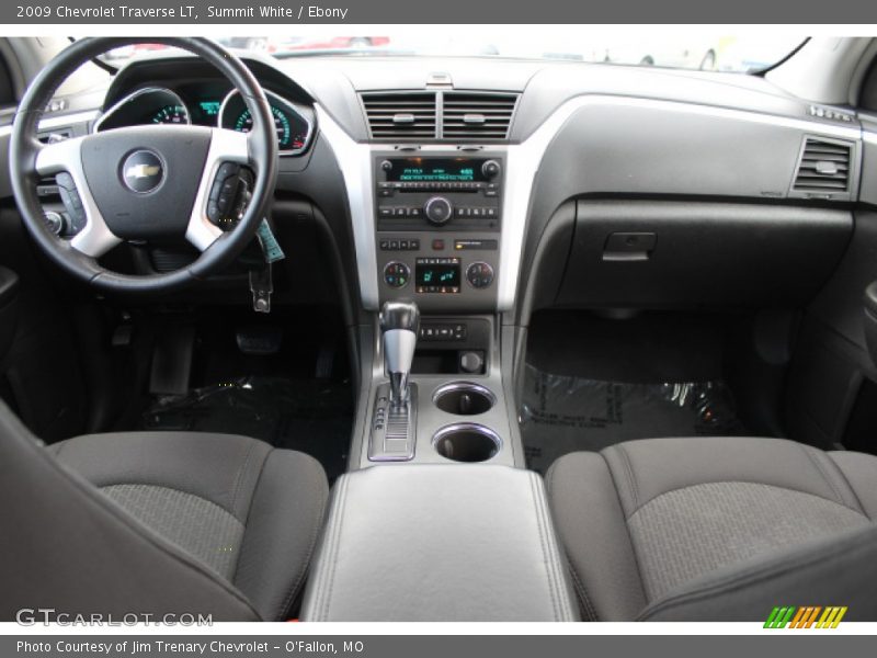 Summit White / Ebony 2009 Chevrolet Traverse LT