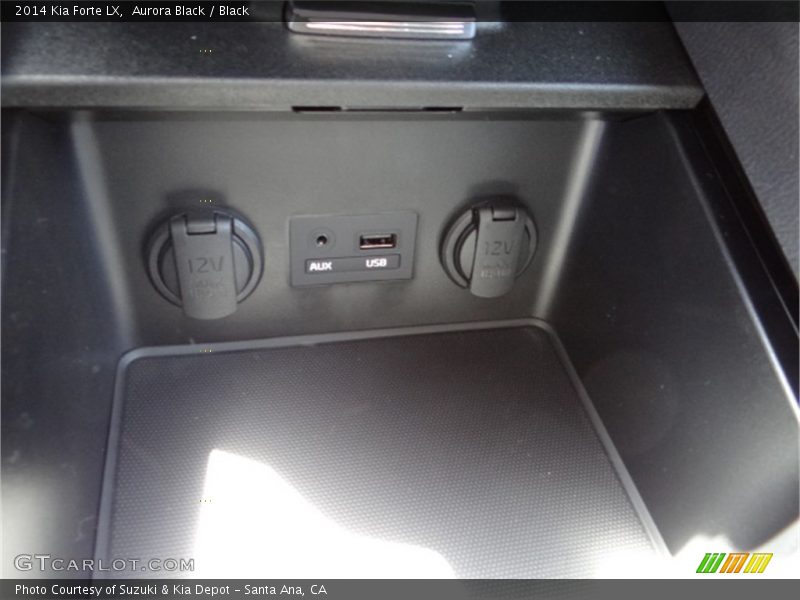 Aurora Black / Black 2014 Kia Forte LX