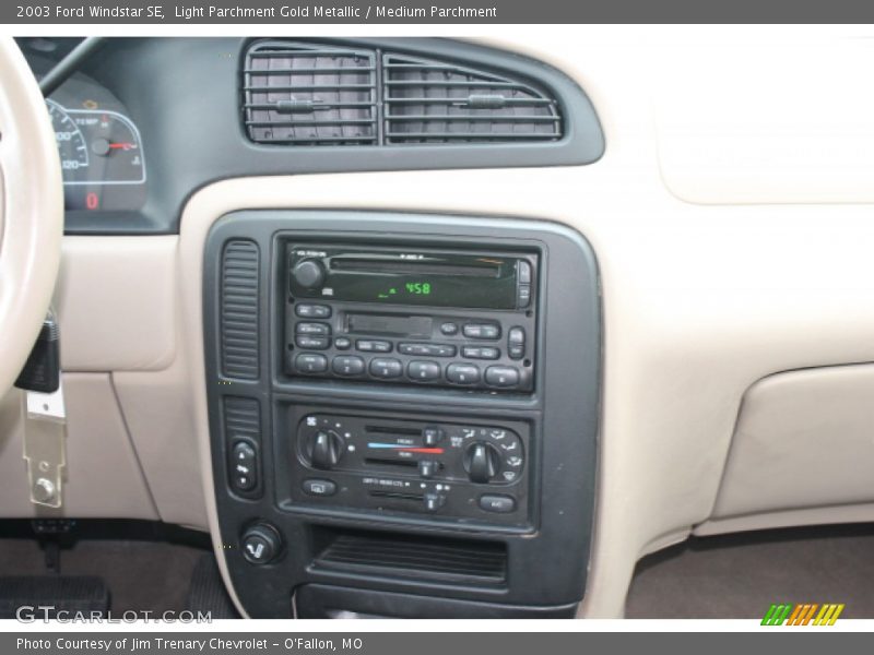 Light Parchment Gold Metallic / Medium Parchment 2003 Ford Windstar SE