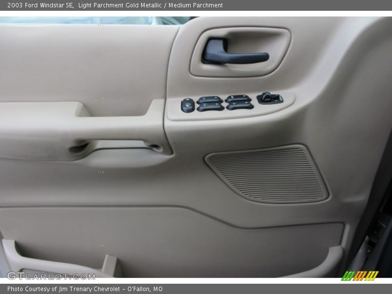Light Parchment Gold Metallic / Medium Parchment 2003 Ford Windstar SE
