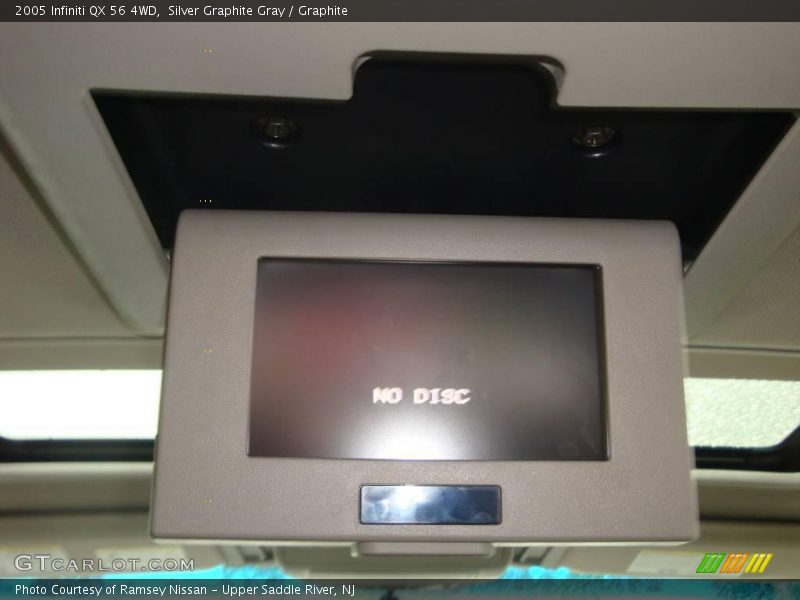 Silver Graphite Gray / Graphite 2005 Infiniti QX 56 4WD