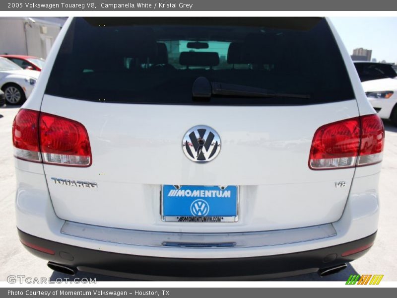 Campanella White / Kristal Grey 2005 Volkswagen Touareg V8