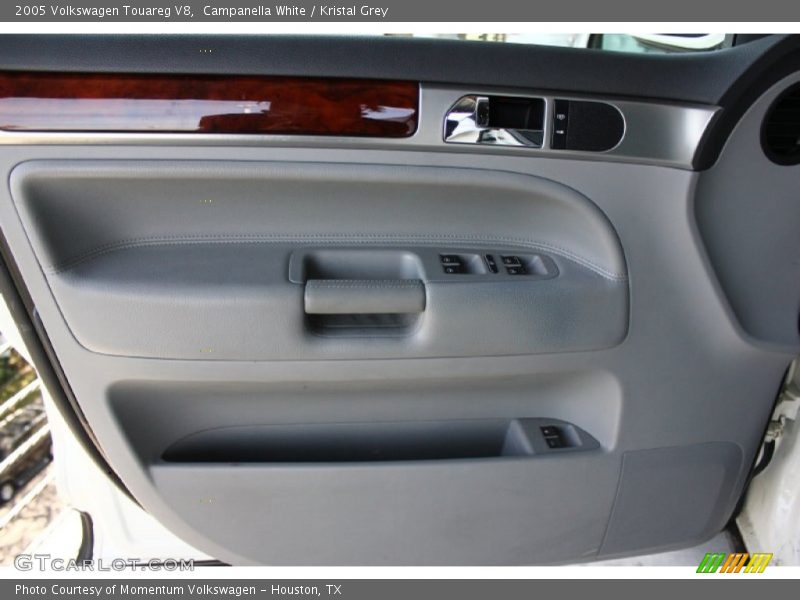 Campanella White / Kristal Grey 2005 Volkswagen Touareg V8