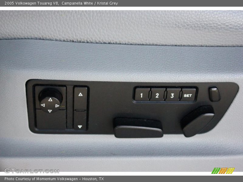 Campanella White / Kristal Grey 2005 Volkswagen Touareg V8