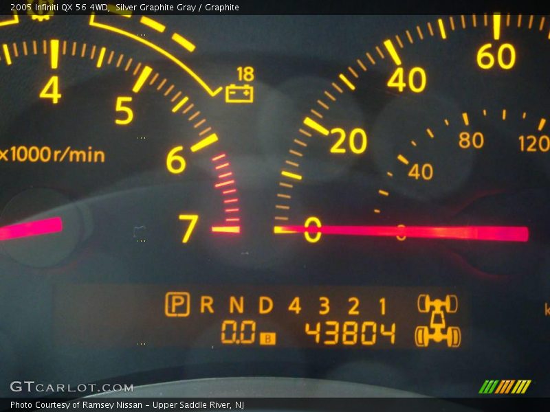 Silver Graphite Gray / Graphite 2005 Infiniti QX 56 4WD