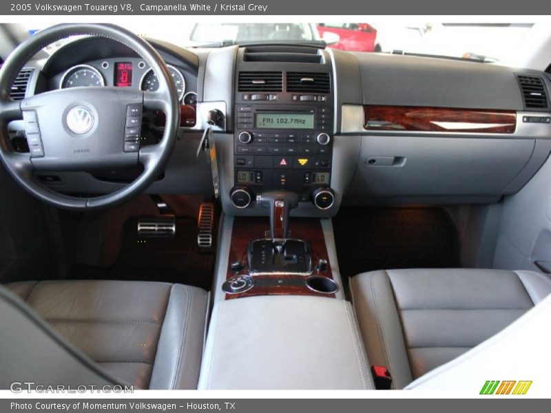 Campanella White / Kristal Grey 2005 Volkswagen Touareg V8