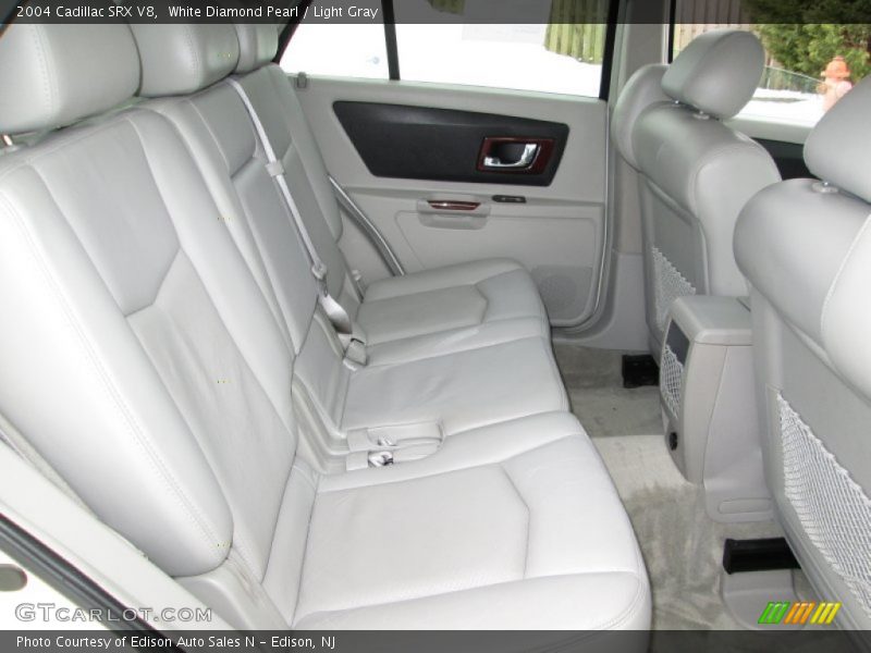 White Diamond Pearl / Light Gray 2004 Cadillac SRX V8