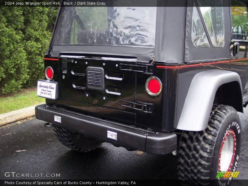 Black / Dark Slate Gray 2004 Jeep Wrangler Sport 4x4