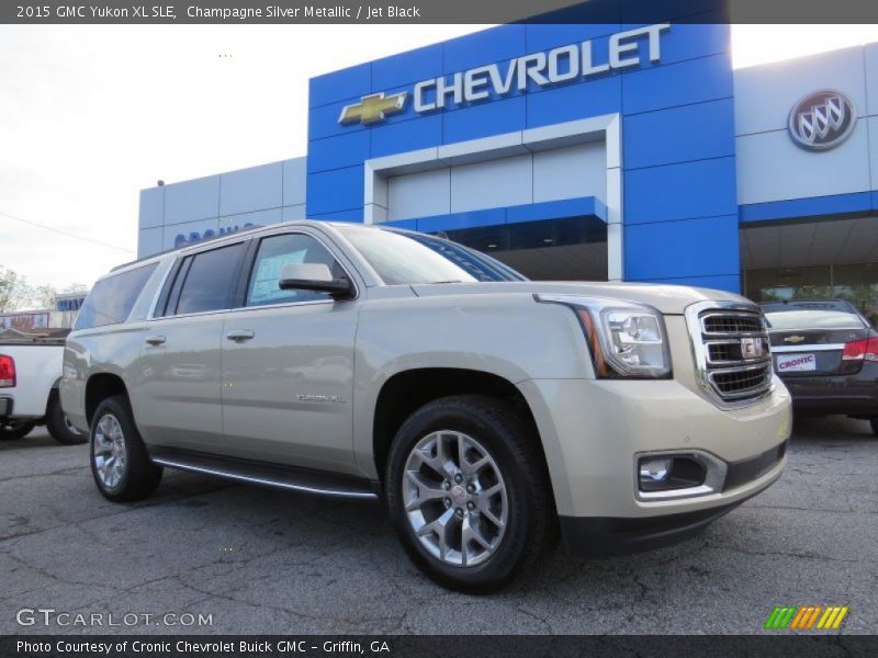 Champagne Silver Metallic / Jet Black 2015 GMC Yukon XL SLE