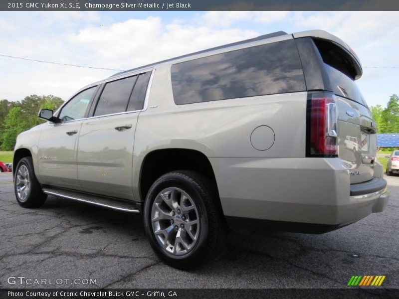 Champagne Silver Metallic / Jet Black 2015 GMC Yukon XL SLE