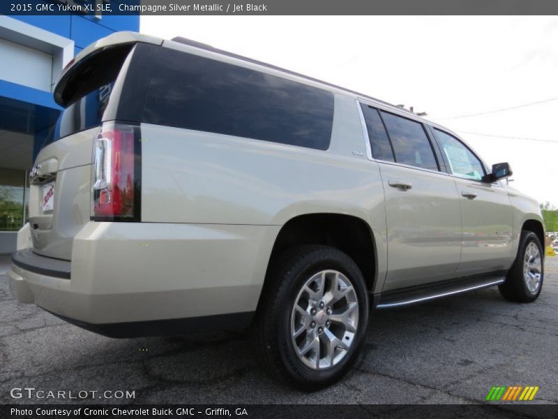 Champagne Silver Metallic / Jet Black 2015 GMC Yukon XL SLE