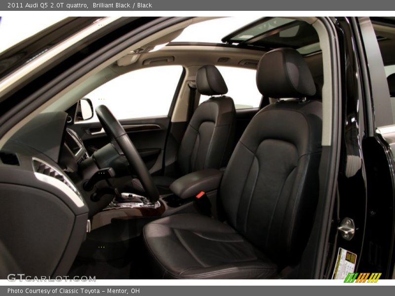 Brilliant Black / Black 2011 Audi Q5 2.0T quattro