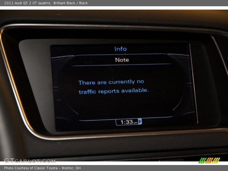 Brilliant Black / Black 2011 Audi Q5 2.0T quattro