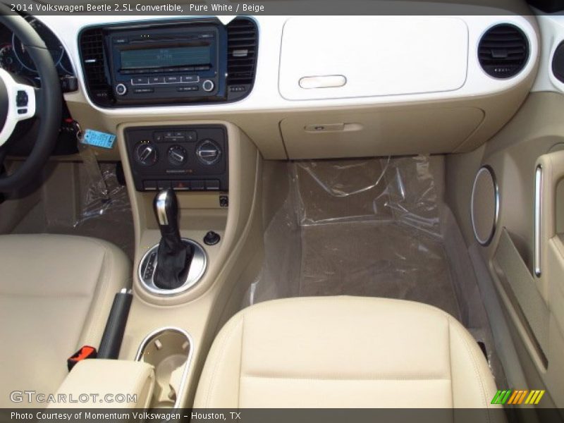 Pure White / Beige 2014 Volkswagen Beetle 2.5L Convertible
