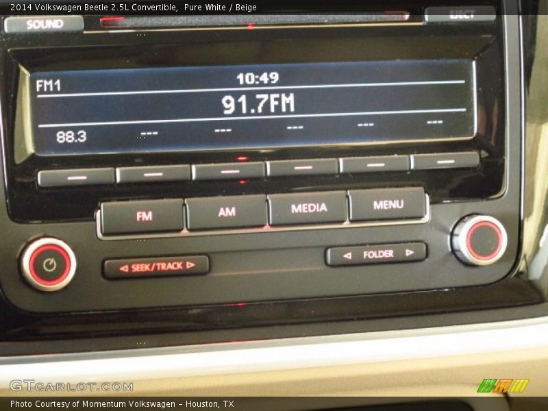 Pure White / Beige 2014 Volkswagen Beetle 2.5L Convertible