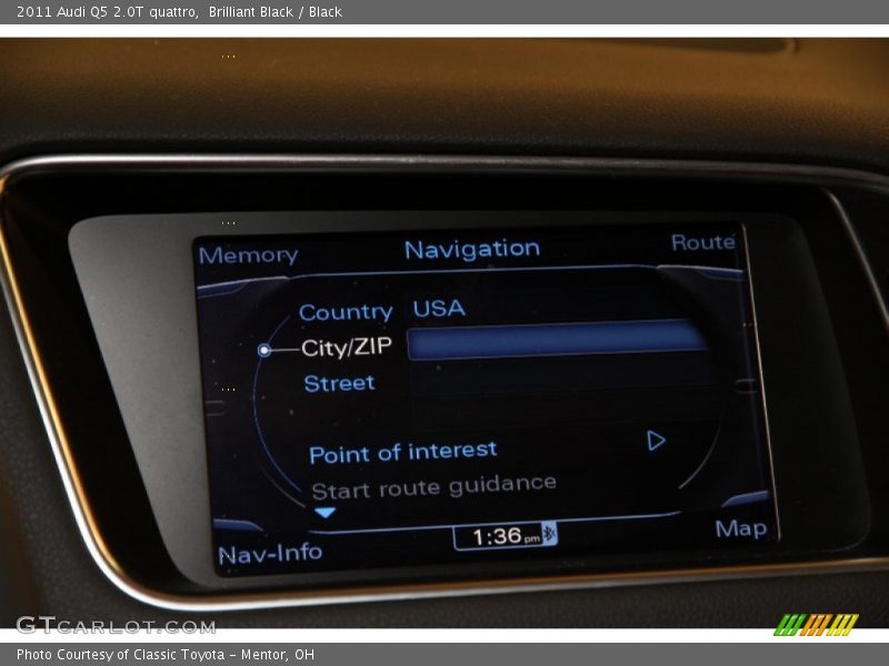 Brilliant Black / Black 2011 Audi Q5 2.0T quattro