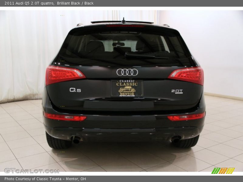 Brilliant Black / Black 2011 Audi Q5 2.0T quattro