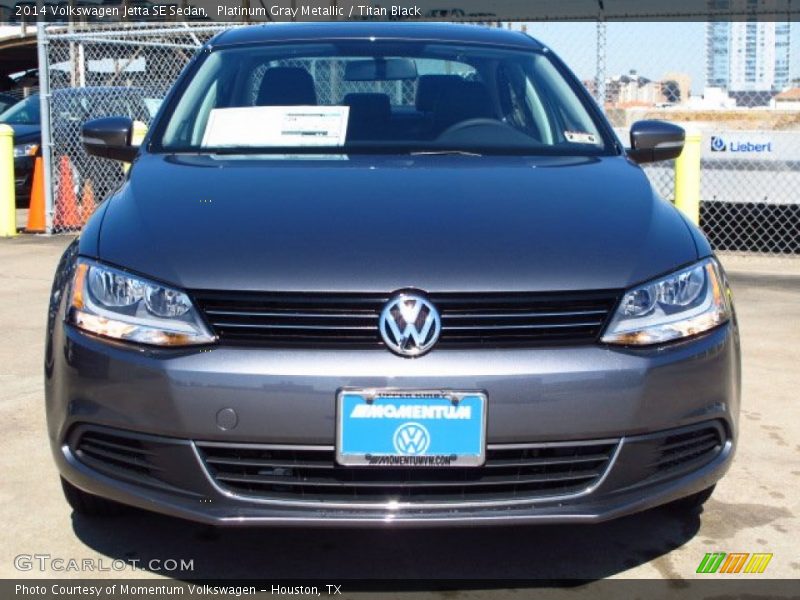 Platinum Gray Metallic / Titan Black 2014 Volkswagen Jetta SE Sedan