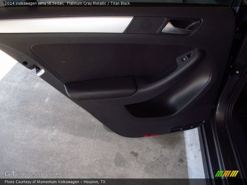 Platinum Gray Metallic / Titan Black 2014 Volkswagen Jetta SE Sedan